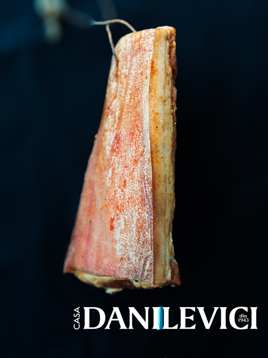 Slăninuţă cu usturoi