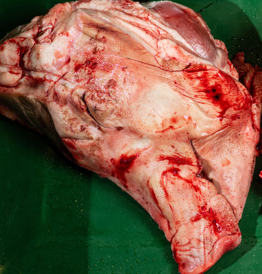 Cap de porc JUMĂTĂŢI