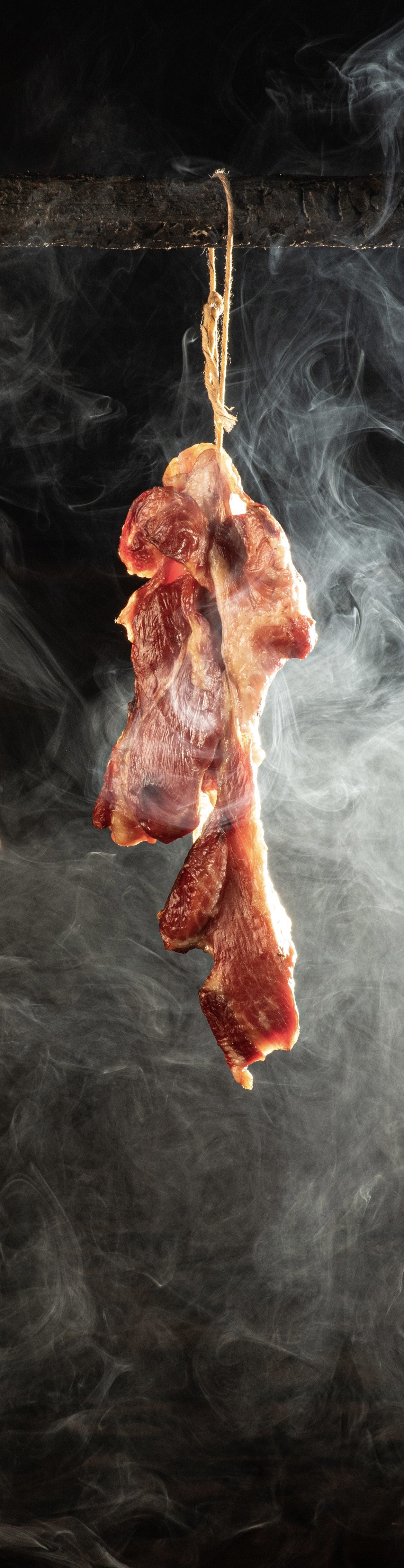 Carne lucru afumată